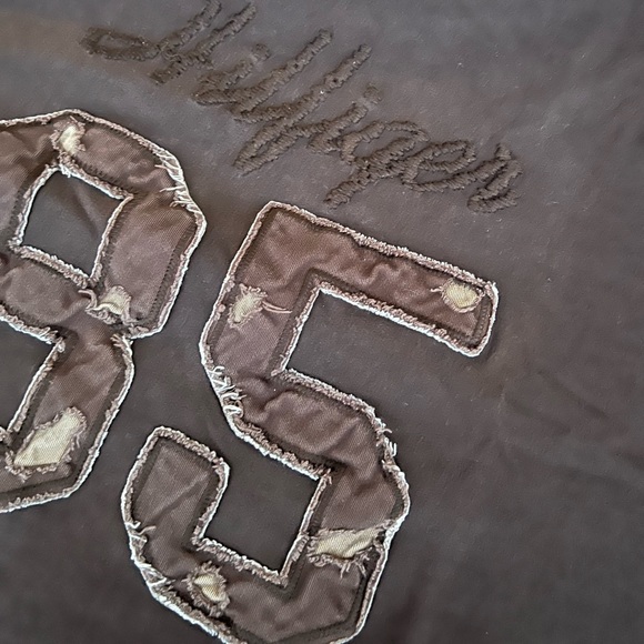 Tommy Hilfiger Men’s Tee - Picture 2 of 4